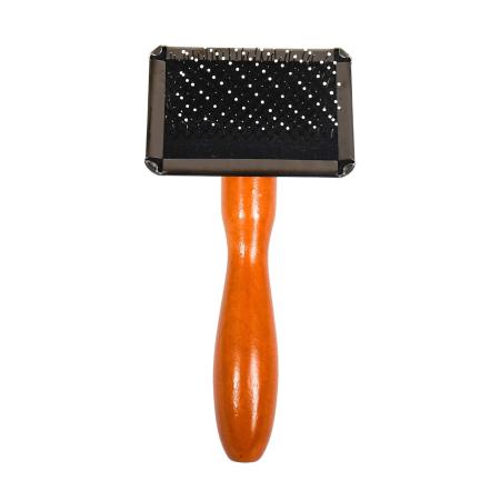 Brosse-carde-chatons-et-chiots-a-picots-doux