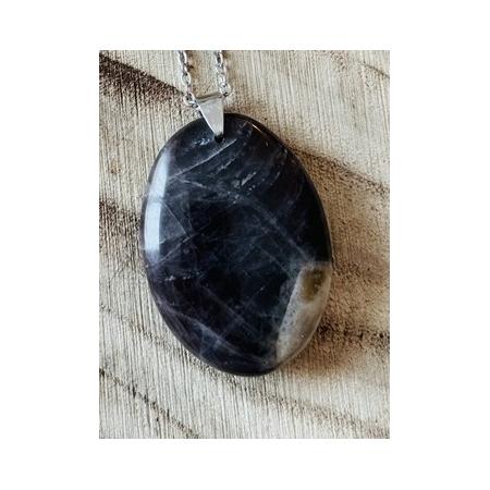 Pendentif-pierre-de-lune